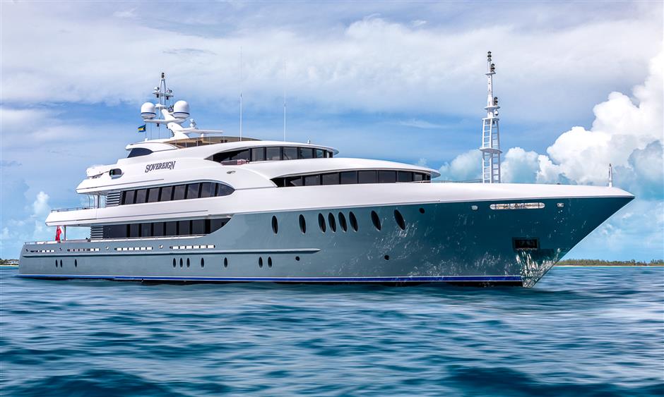 Island Image Gallery – Luxury Yacht Browser | by CHARTERWORLD
